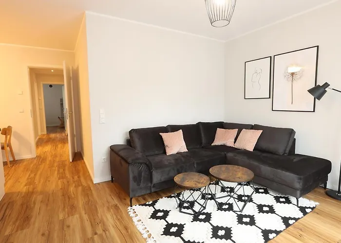 Familie Lansing Apartment *